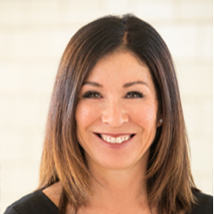 Theresa Peña's headshot.